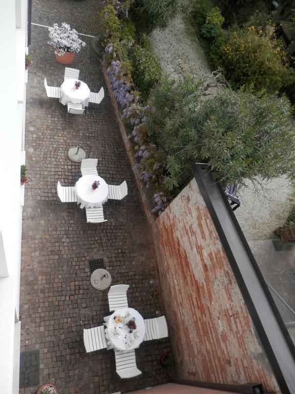 15.92 Hotel Cazzago  Exterior photo