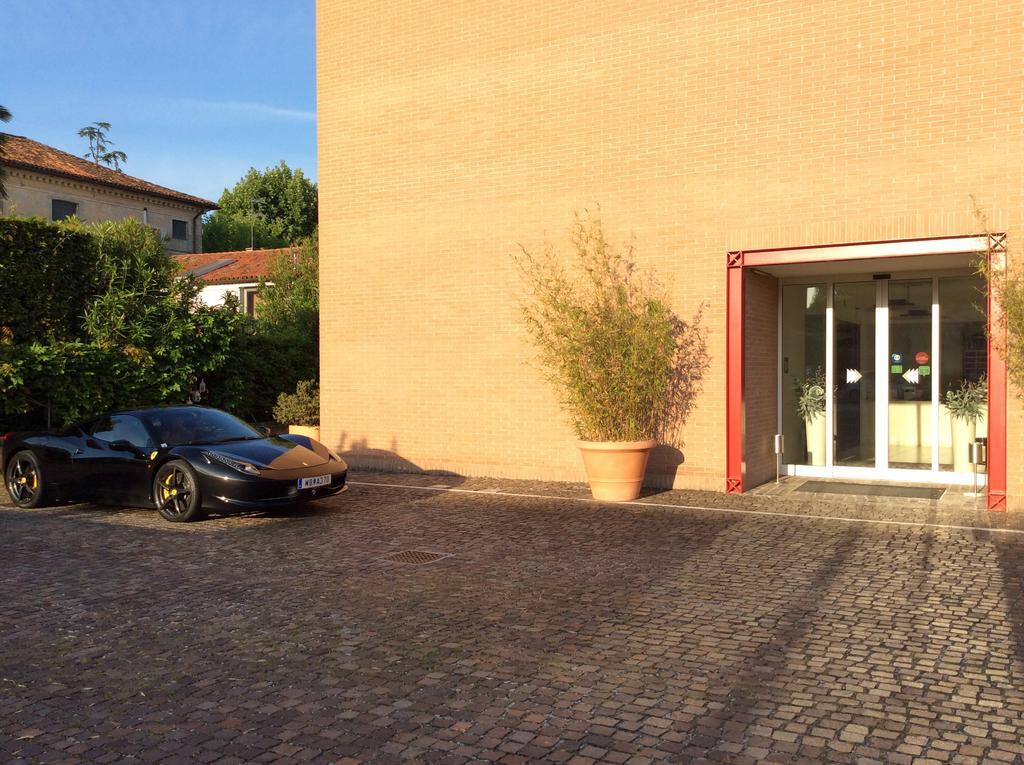 15.92 Hotel Cazzago  Exterior photo