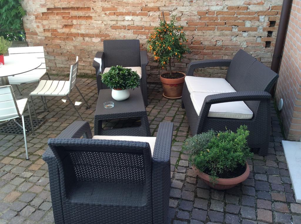15.92 Hotel Cazzago  Exterior photo